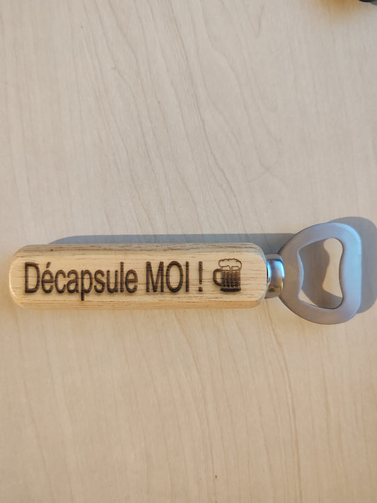 Décapsuleur en bois gravé personnalisable – Fabrication artisanale française